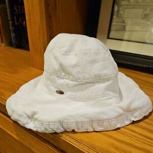 Scala White Bucket Hat